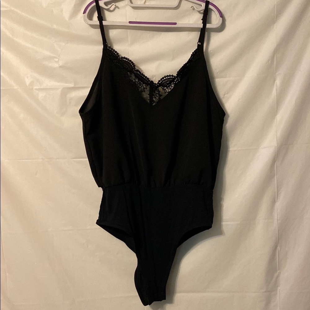 SHEIN Black Lace Detail Bodysuit